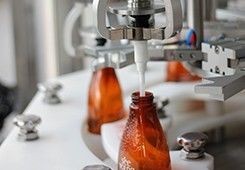 4 κεφαλιών πλαστική σαμπουάν μηχανή κάλυψης και μαρκαρίσματος μπουκαλιών γεμίζοντας