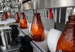 Κωνική μηχανή κάλυψης αντλιών διανομέων λοσιόν μπουκαλιών σαμπουάν τρίχας με το σύστημα σφαιρών