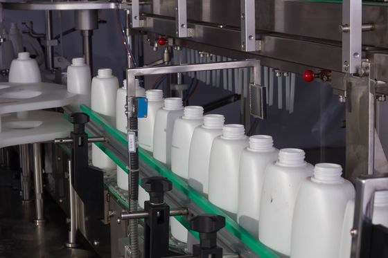 Sanitizer χεριών 380V 50Hz 40BPM μηχανή υλικών πληρώσεως μπουκαλιών